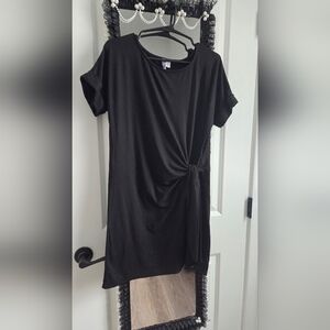 Alya Black Short Sleeve Knot Dress